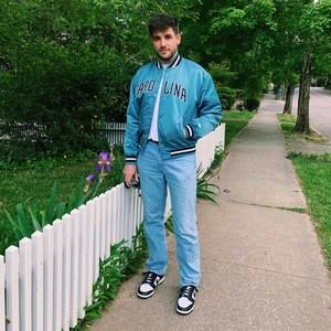 Meet your Posher, Christian